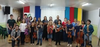 𝐄𝐧𝐭𝐫𝐞𝐠𝐚 𝐝𝐞 𝐜𝐞𝐫𝐭𝐢𝐟𝐢𝐜𝐚𝐝𝐨𝐬 𝐚 𝐦𝐢𝐞𝐦𝐛𝐫𝐨𝐬 𝐝𝐞 𝐥𝐚 𝐄𝐬𝐜𝐮𝐞𝐥𝐚 𝐝𝐞 𝐀𝐫𝐭𝐞 𝐝𝐞 𝐥𝐚 𝐌𝐮𝐧𝐢𝐜𝐢𝐩𝐚𝐥𝐢𝐝𝐚𝐝 𝐝𝐞 𝐁𝐞𝐥𝐥𝐚 𝐕𝐢𝐬𝐭𝐚.