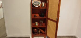 𝐁𝐞𝐥𝐥𝐚 𝐕𝐢𝐬𝐭𝐚, 𝐩𝐫𝐞𝐬𝐞𝐧𝐭𝐞, 𝟕° 𝐄𝐝𝐢𝐜𝐢ó𝐧 – “𝐋𝐨𝐬 𝐌𝐮𝐬𝐞𝐨𝐬 𝐒𝐞 𝐌𝐮𝐞𝐬𝐭𝐫𝐚𝐧”- “𝐄𝐥 𝐥𝐞𝐠𝐚𝐝𝐨 𝐝𝐞 𝐥𝐨𝐬 𝐢𝐧𝐦𝐢𝐠𝐫𝐚𝐧𝐭𝐞𝐬 𝐪𝐮𝐞 𝐧𝐨𝐬 𝐚𝐛𝐫𝐢ó 𝐥𝐚𝐬 𝐩𝐮𝐞𝐫𝐭𝐚𝐬 𝐚𝐥 𝐭𝐮𝐫𝐢𝐬𝐦𝐨”