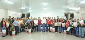 𝐄𝐧𝐭𝐫𝐞𝐠𝐚 𝐝𝐞 𝐜𝐚𝐧𝐚𝐬𝐭𝐚𝐬 𝐧𝐚𝐯𝐢𝐝𝐞ñ𝐚𝐬 𝐚 𝐅𝐮𝐧𝐜𝐢𝐨𝐧𝐚𝐫𝐢𝐨𝐬 𝐌𝐮𝐧𝐢𝐜𝐢𝐩𝐚𝐥𝐞𝐬 – 𝟐𝟎𝟐𝟓